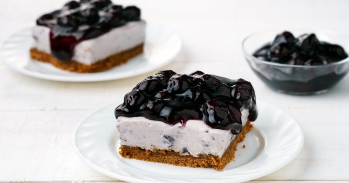 Blueberry and White Chocolate Ref Cake