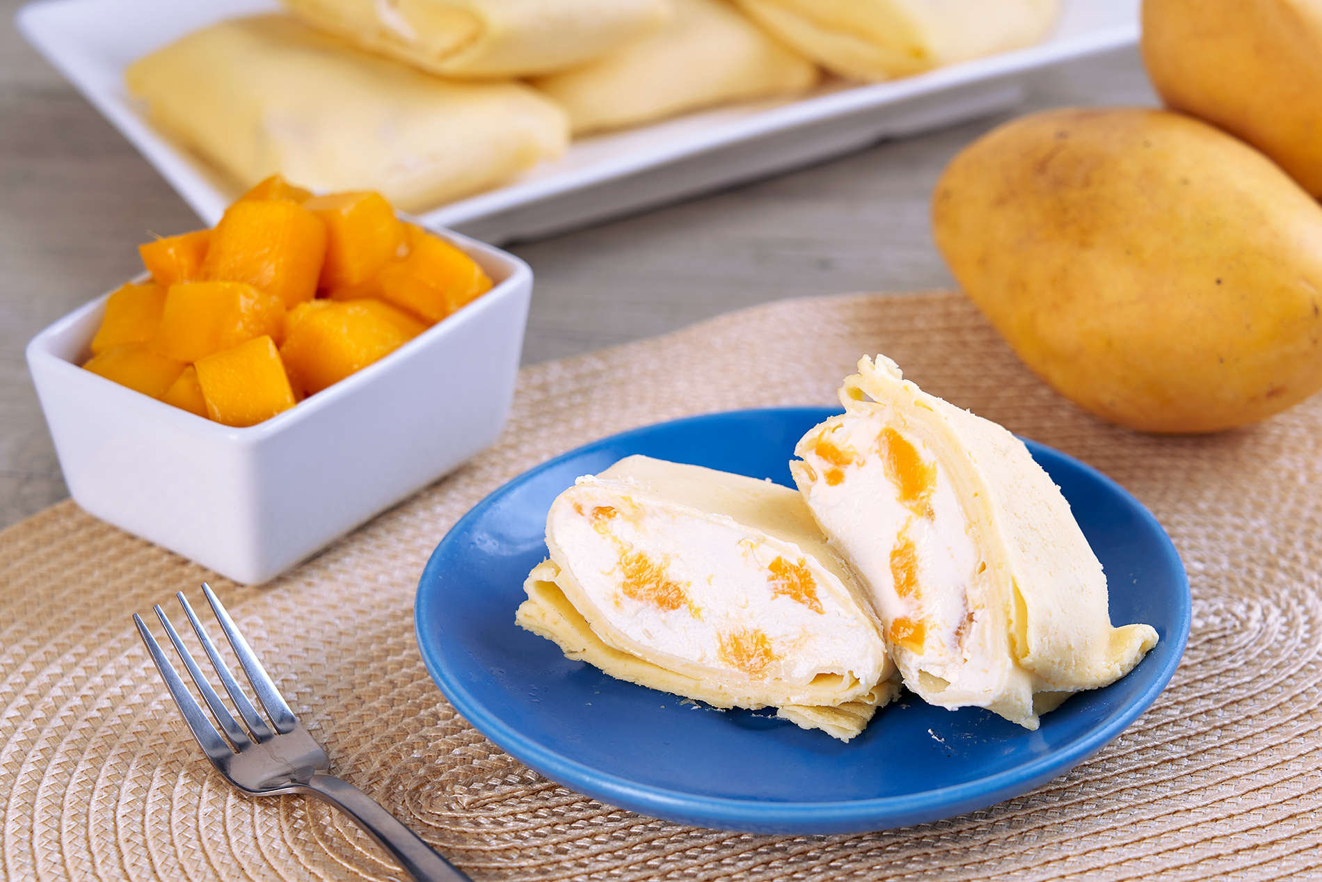 Creamy Mango Pillow Crepes