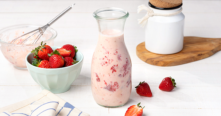 Strawberry Cream Sauce