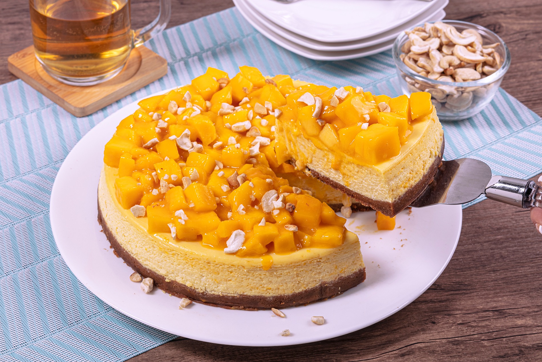 Creamy Mango & Cashew Cheesecake