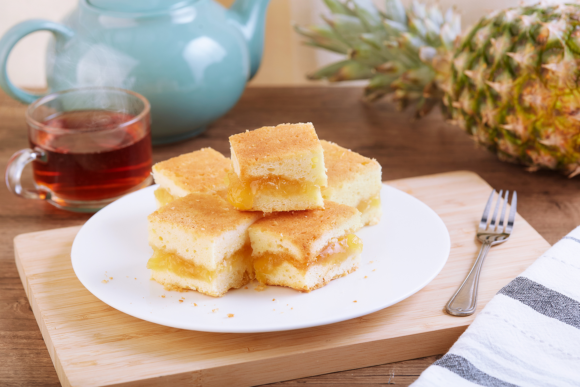 Creamy Pineapple Cake